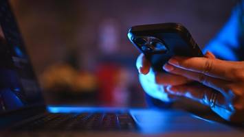 kasun musste menschen online betrügen – nachdem er in eine falle gelockt wurde