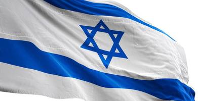 brutale attacke wegen israel-fahne: angreifer schlägt mann an bushaltestelle zusammen