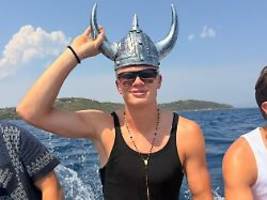 geburtstagssause auf hoher see: erling haaland lässt es krachen