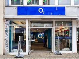 Hunderte Vollzeitjobs betroffen: O2 will in Deutschland jede sechste Stelle abbauen