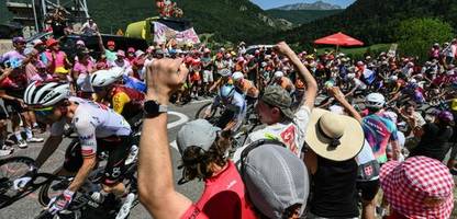 17. etappe der tour de france: jasper philipsen gewinnt den sprint der ausreißer