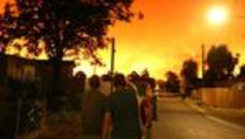 Frankreich: 10.000 Touristen wegen Brandes an Atlantikküste evakuiert