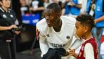 Neue Basketball-Serie: LGCY: Was steckt hinter Dennis Schröders vier Buchstaben?