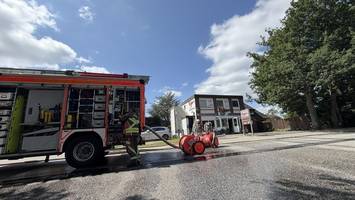 Steakhaus Rio Grande in Norderstedt brennt: Ulzburger Straße gesperrt