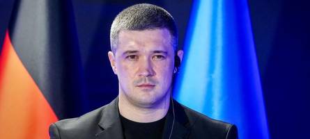 Kiew: Ex-Verteidigungsminister will zurück ins Amt