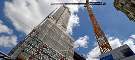 Keine Wiedereröffnung 2027: Perlachturm wird später fertig und teurer