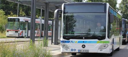 friedberger bahnhof ab montag gesperrt: welche alternativen fahrgäste haben, ist völlig unklar