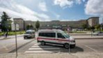 Tragischer Tod: Kleines Mädchen stirbt vergessen in Kita-Bus