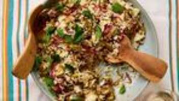 Zucchini-Minz-Pilaw mit Pistazienjoghurt : Zucchini wie bei Houdini