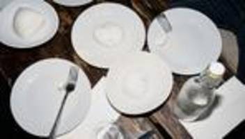 mozzarella-test: »das ist einfach nur eine weiße, runde kugel«
