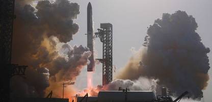 Starship: Riesenrakete von Elon Musk besteht 13. Testflug weitgehend nach Plan