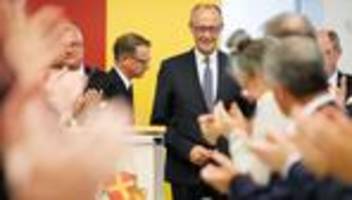 festrede in paderborn: merz lobt linnemann als standhaften politiker