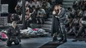 Bayreuther Festspiele: Es schwirrt der Kopf, es dröhnen die Ohren