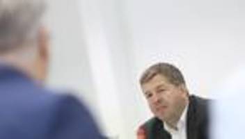 Kabinettsumbildung: Schulze will schnellen Abschluss des CDU-Personalkarussells
