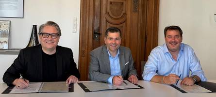 André Bücker und Domonkos Héja bleiben am Staatstheater Augsburg