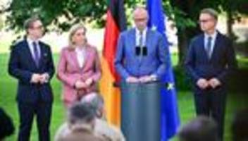 Kabinettsumbau: Verfassungsrechtler kritisieren spätere Vereidigung neuer Minister
