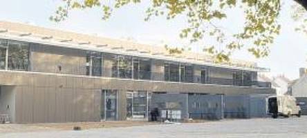 „Systematisch Fehler gemacht“: Bei der Augsburger Westpark-Schule muss die Fassade erneuert werden