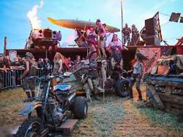 Abspacken in Wacken: Über den Metal-Fans lacht (noch) die Sonne