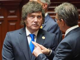 argentinien: der mann, der gern ganz vorn rechts spielen würde