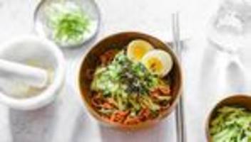 makguksu: kalte nudeln für heiße tage