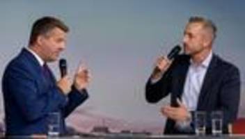 Umfrage zur Landtagswahl in Sachsen-Anhalt: AfD in Umfrage weiter deutlich vor CDU in Sachsen-Anhalt