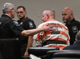 Schenkte Sohn das Gewehr: Vater von High-School-Attentäter Gray muss 15 Jahre in Haft