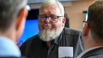 bsr stellt ex-afd-politiker ein und entlässt ihn wieder – das ist der grund