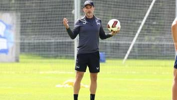 warum hertha bsc wieder einmal hoffnung in den trainer setzen muss