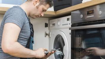 recht auf reparatur: wie hamburger jetzt dem wegwerf-trend trotzen können