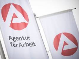 Schwache Entwicklung: Deutsche Arbeitslosenzahl steigt über drei Millionen
